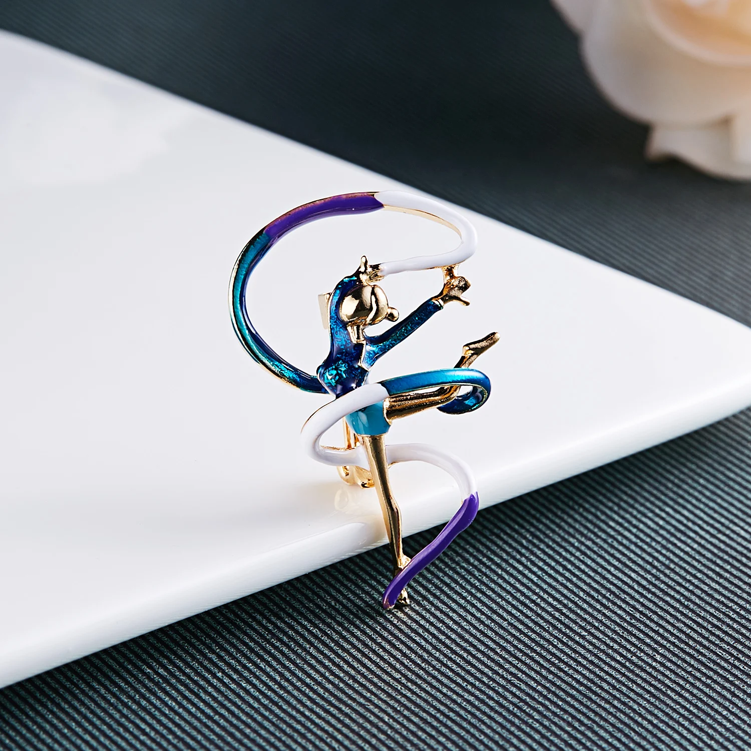 Niedliche Ballett-Gymnastik-Tänzer-Broschen für Frauen, exquisite bunte Strass-Anstecknadel, Hochzeits-Corsage, Modeschmuck, Geschenk – Detail 6