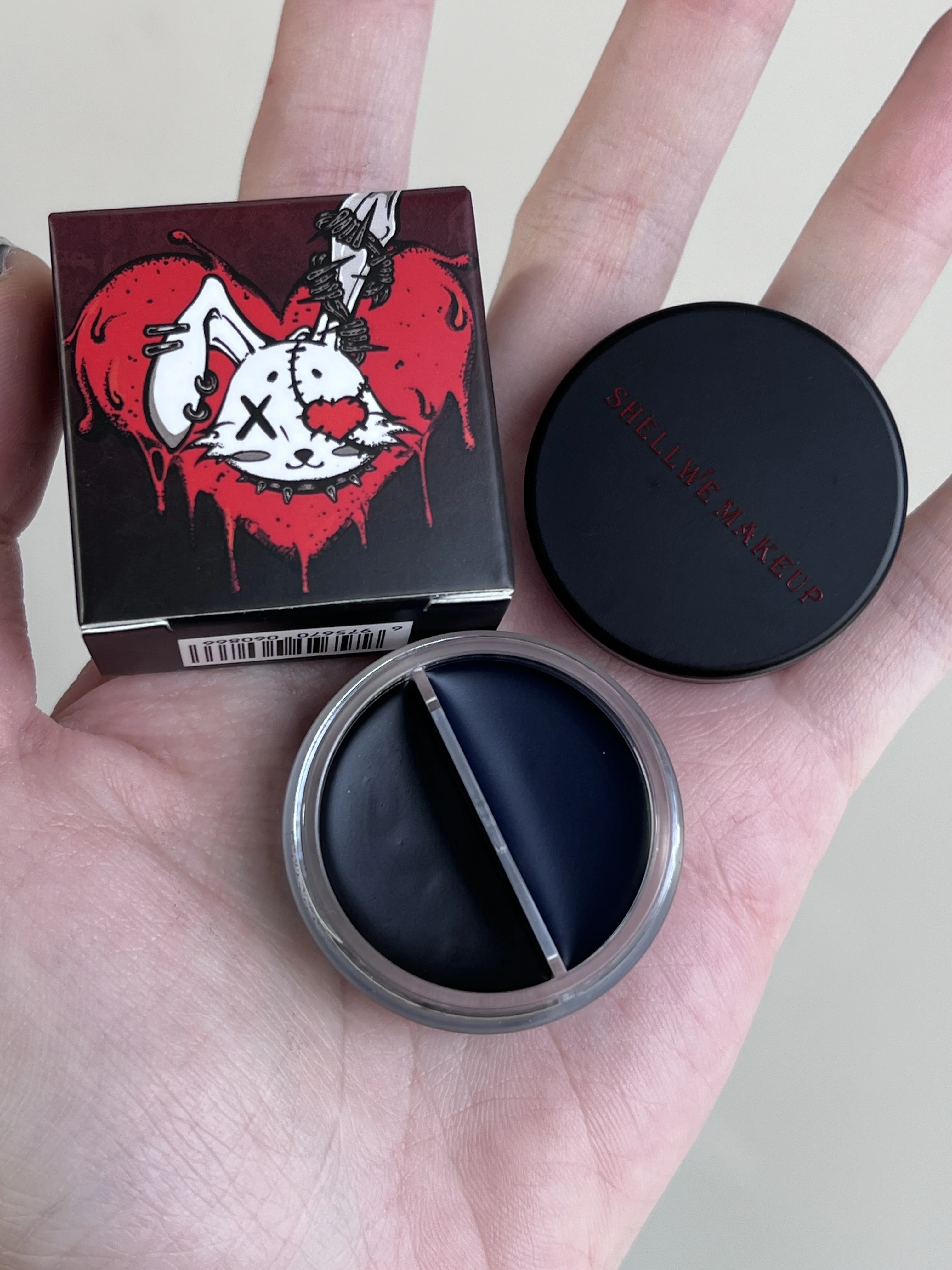 

Shellwe Makeup x Freya86 Punk Bunny Lip Mud Demin