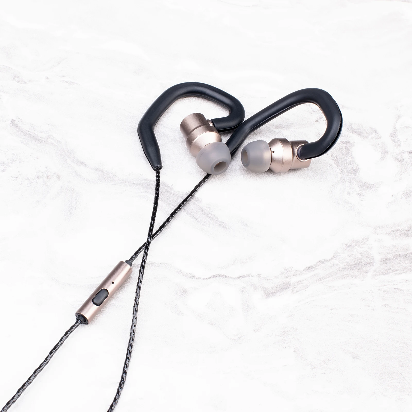 اطلب مسبقًا سماعات TINHIFI C0 Elf IEM HiFi مع هيكل ألومنيوم من الدرجة الفضاء PU + غشاء مركب من التيتانيوم مفتوح من الخلف