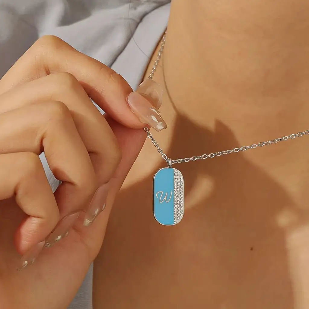 

Персонализированный эмалированный кулон с начальной буквой, овальное ожерелье с буквами на заказ, подарок на день рождения из нержавеющей стали для нее, женские ювелирные изделия