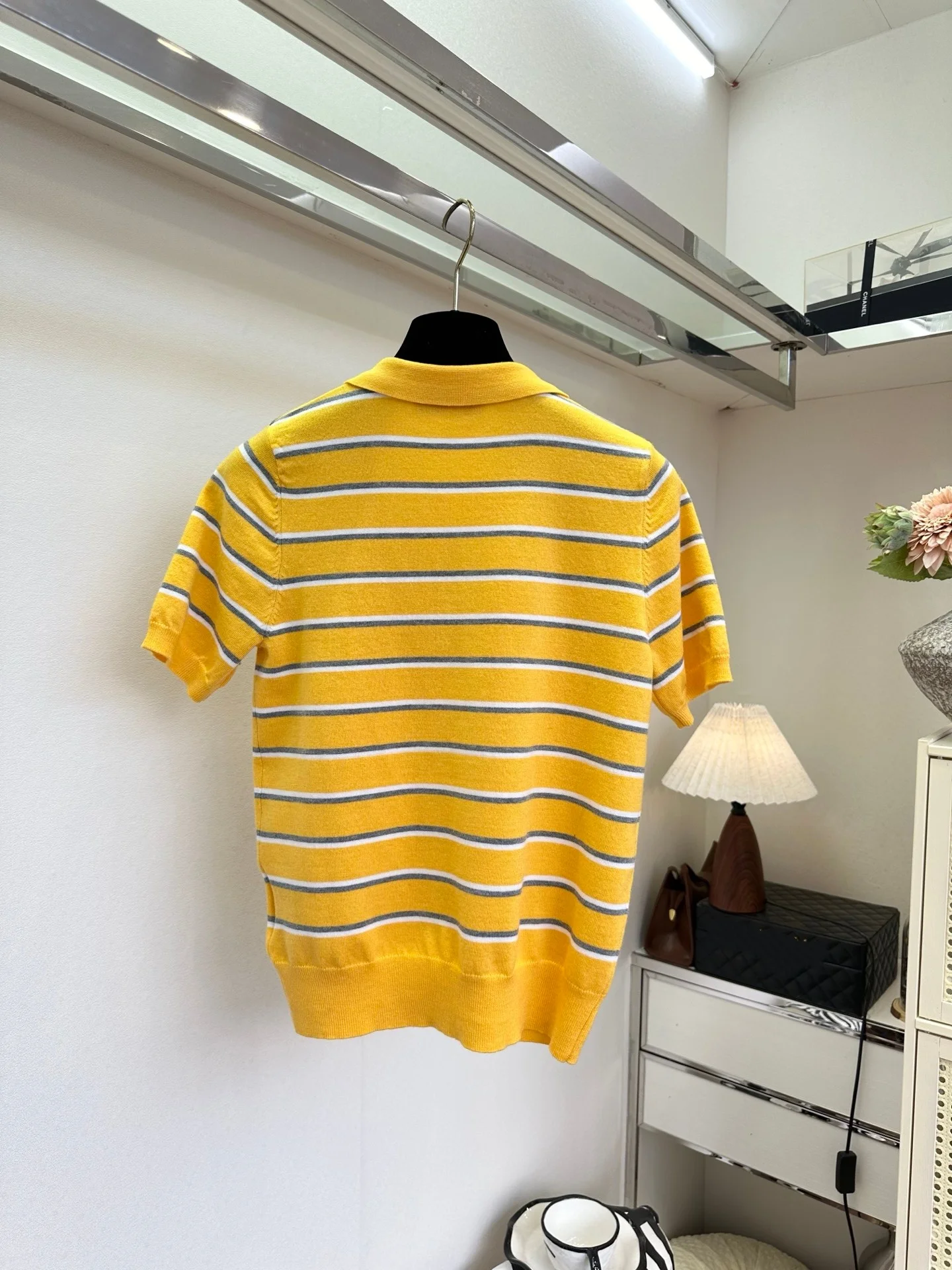 

High end Women's Lapel Patch Fabric Jacquard Simple Stripe Color Blocked Thin Knitted Short sleeved Top
