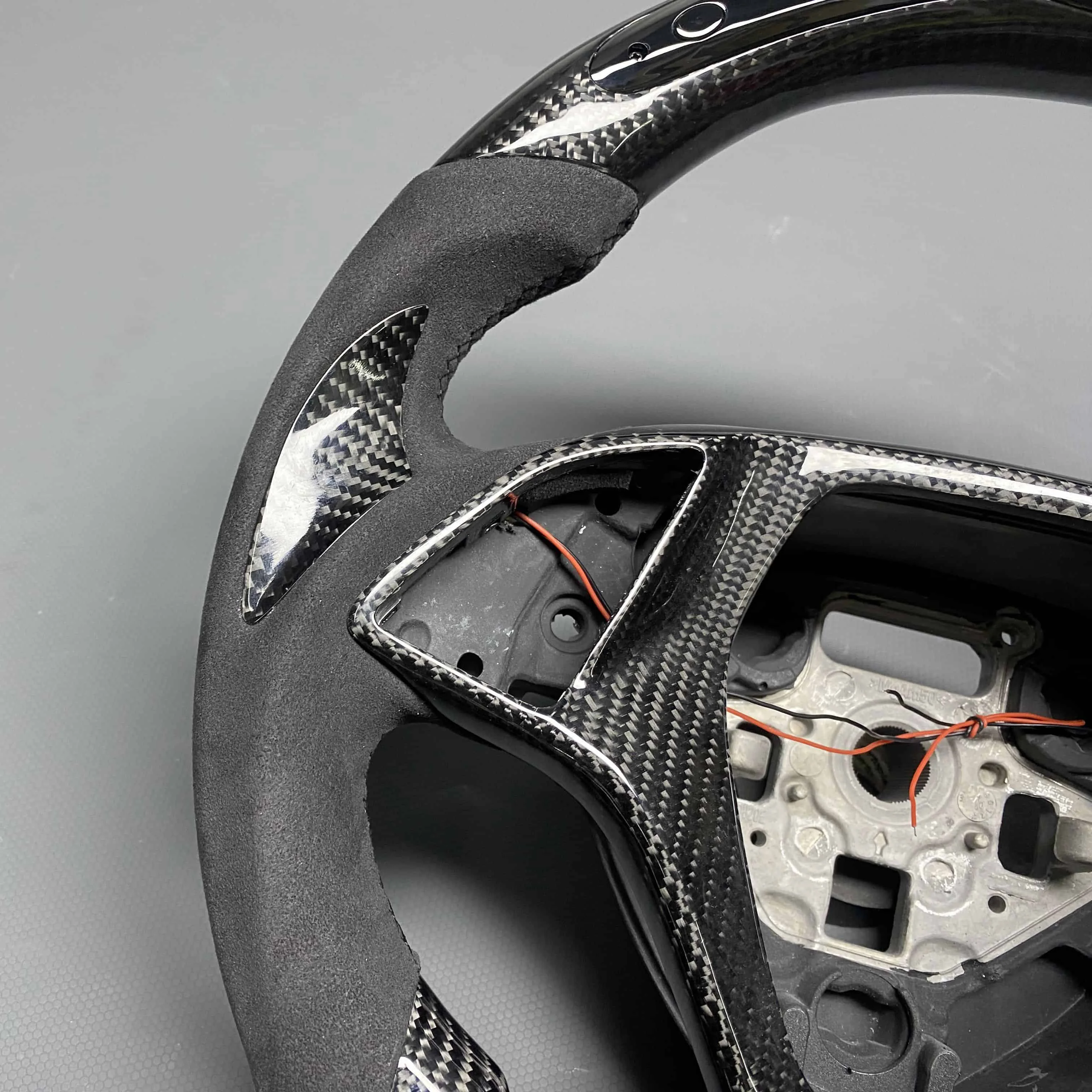 Customized Carbon Fiber Steering Wheel for Chevrolet Steering Wheel Corvette C7 Camaro LED Display Sport Style