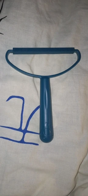 Customer review photo for Manual Pet Hair & Lint Remover Brush
