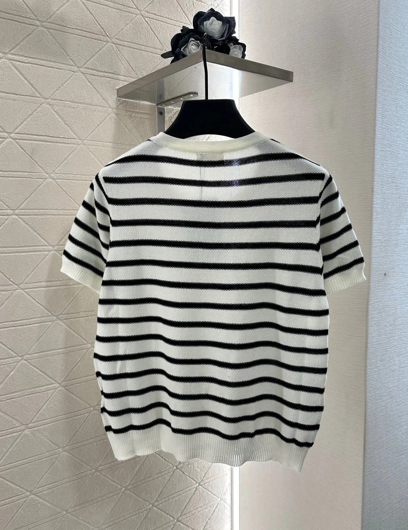 

2025 Spring/Summer New Women's Clothing Solid Color Exquisite Fashion Comfortable High Quality Classic Top HL007