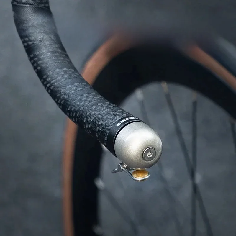 AliExpress ROCKBROS Bar End Bell Bicycle Alarm for 22.2mm Handlebar Plug 80db Clear Metal Sound Mtb Road Bike Horn Bike Accessories 1PCS