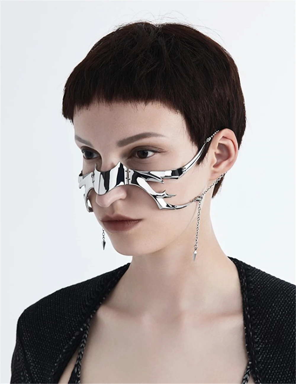 HUANZHI 2023  Luxury CyberPunk Liquid Irregular Silver Color Hollow Titanium Steel Mask For Women Men Party Individual Jewelry