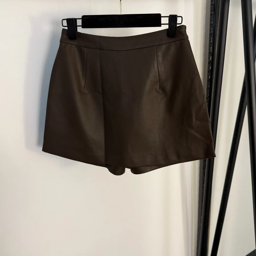 

2025 New Skirt solid leather Fashionable Versatile Slimming Figure-hugging winter autumn
