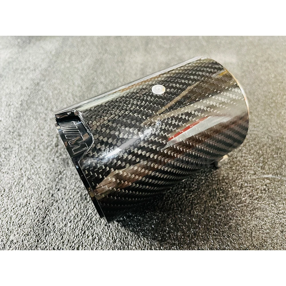 

KUNGFU PERFORMANCE 1pc Carbon Fiber Tailpipe S55 BM W F80 / F82 M3 & M4 Muffler Rear Exhaust Tips