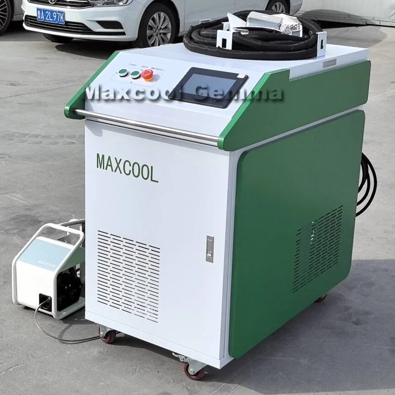 

Laser Cutter Welder Cleaner Handheld 2kw Water Cooling Fiber Laser Cleaning Machine 3000 Watt Laser Rust Removal