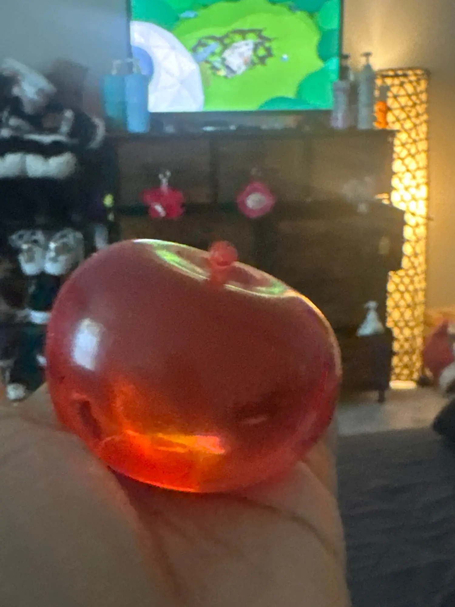 1/2Pcs Squishy Fruit Apple Fidget Toy Squeeze Stress Relief Hand Toy Anti-Anxiety Fruit Stretchy Slow Rising Toy Creative Gift photo review