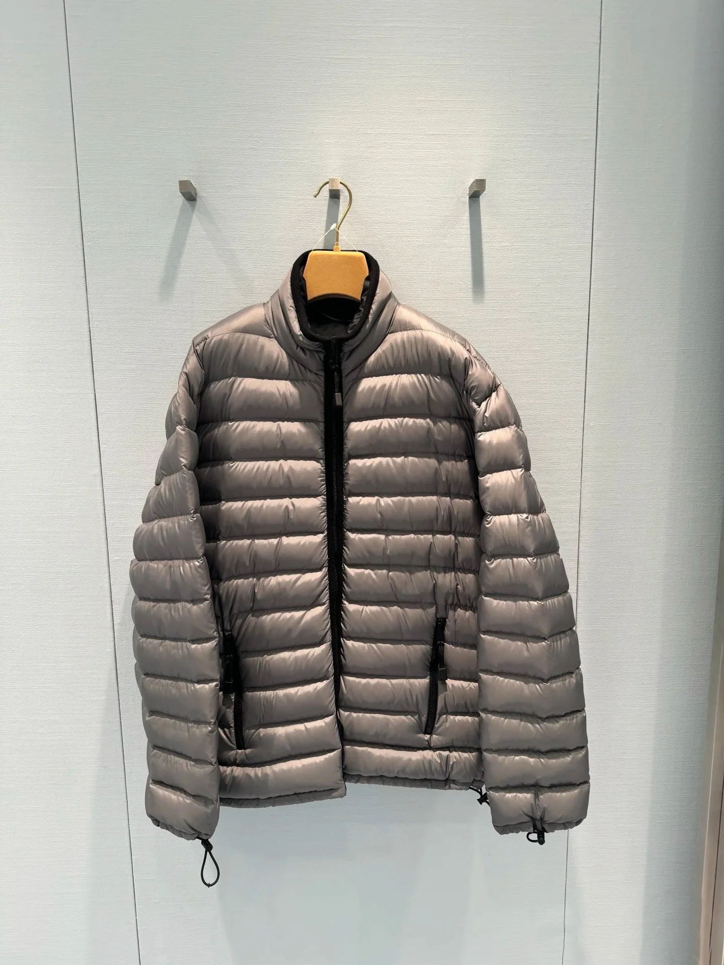 Women's Short Solid Color Seam With Zipper Pocket And Drawstring Long Sleeved Thick Slim Fit Office Casual 25 Winter Down Jacket