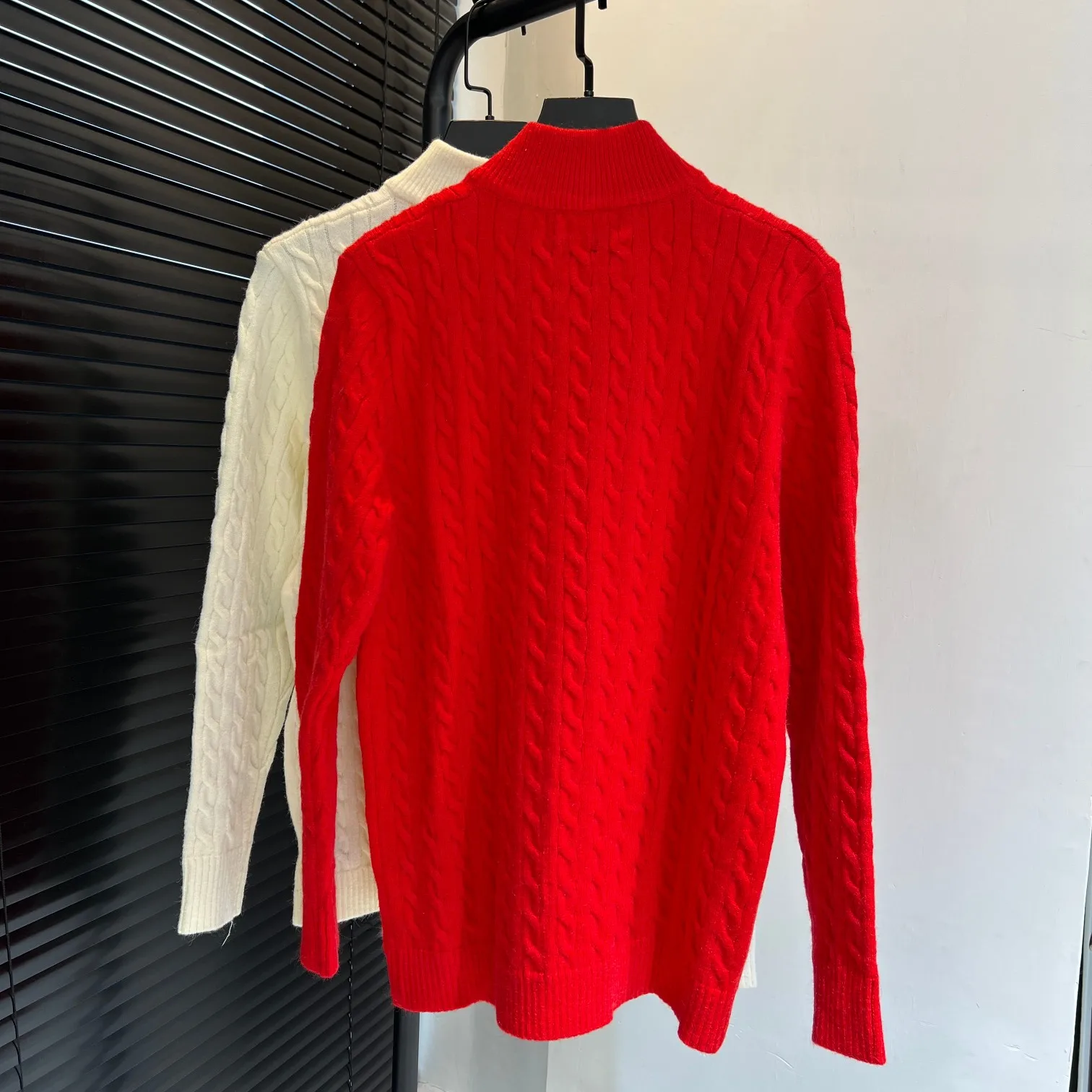 

Ladies sweater autumn and winter new fashion all-match solid color embroidery casual warm ladies half zipper twisted rope sweate