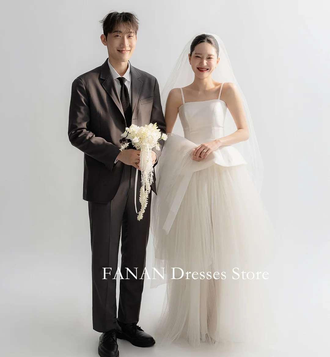 

FANAN Spaghetti Straps Korea White Corset Wedding Dresses 웨딩드레스 Sleeveless Tulle Tiered Customized Pretty Bride Gowns Plus Size