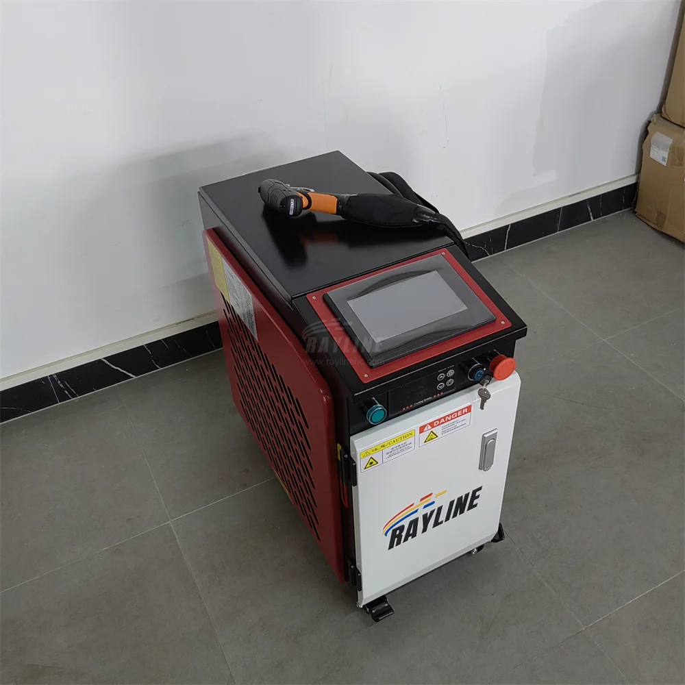 1500W MINI 3 in 1 Water Cooling Fiber Laser Welding Cutting Cleaning Machine For Metals