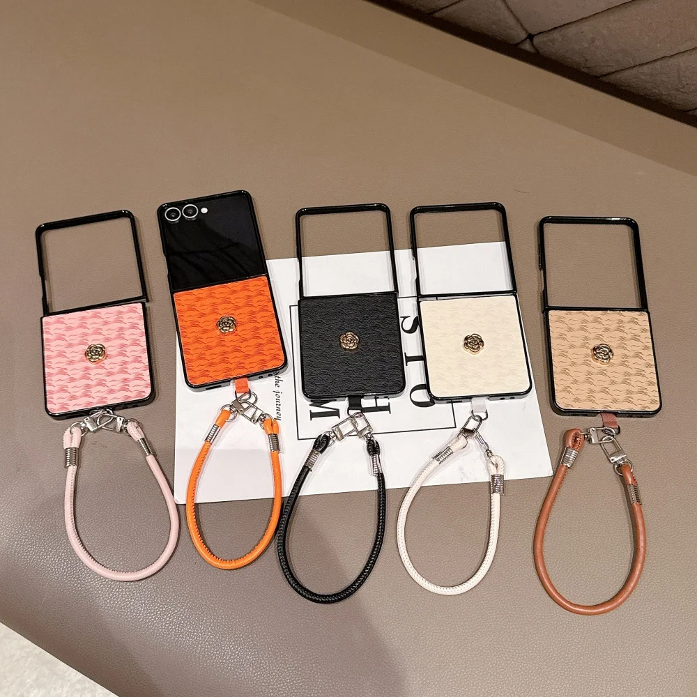 

Simple Pony Camellia solid color series mobile phone case, suitable for Samsung Z Flip3/4/5/6/7/W23/W24, simple protective case