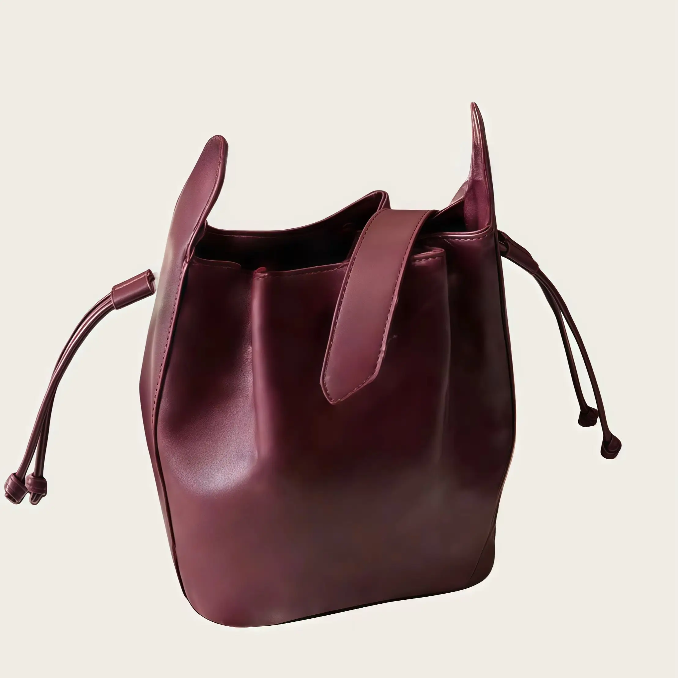 

2026 New Style Handbag, Shoulder Bag, Crossbody Bag, Bucket Bag, Lambskin Leather, Metal Chain Shoulder Strap, 19 x 23 cm