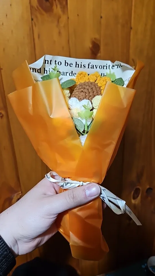 Artificial Flower Crochet Bouquet Eternal Flower Handmade Graduation Bouquet Father's Day Birthday Gift Anniversary photo review
