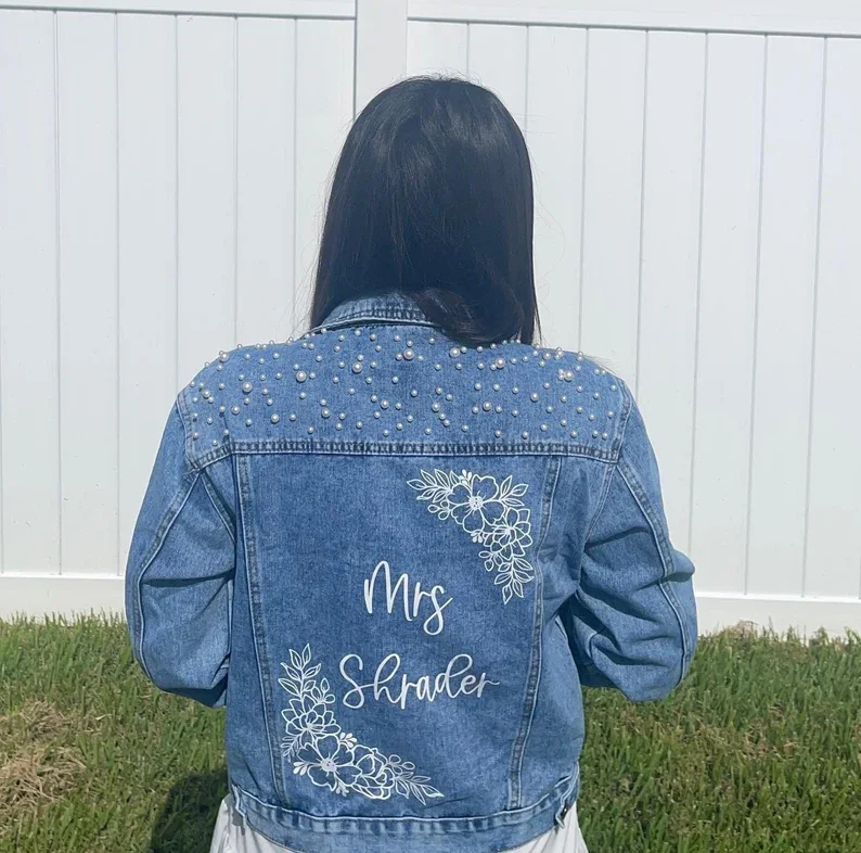 Personalized Pearl Jean Jacket Bridal Gift Future Mrs. Denim Jackets Customized Fashion Wedding Dressing Gown Custom Jean Outfit