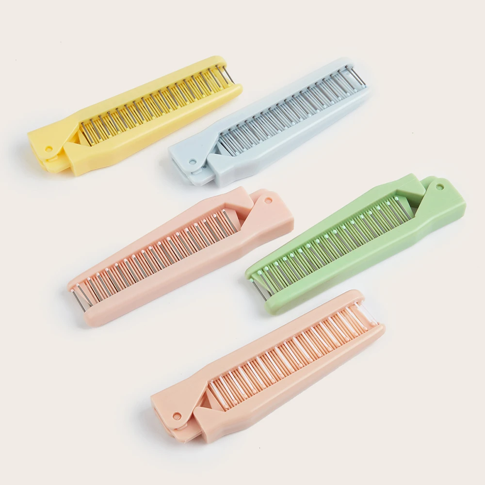 Portable Folding Comb Hair Brush Travel Massage Comb Anti Detangling HairBrush Dry And Wet Hair Brush Styling Tools Random Color