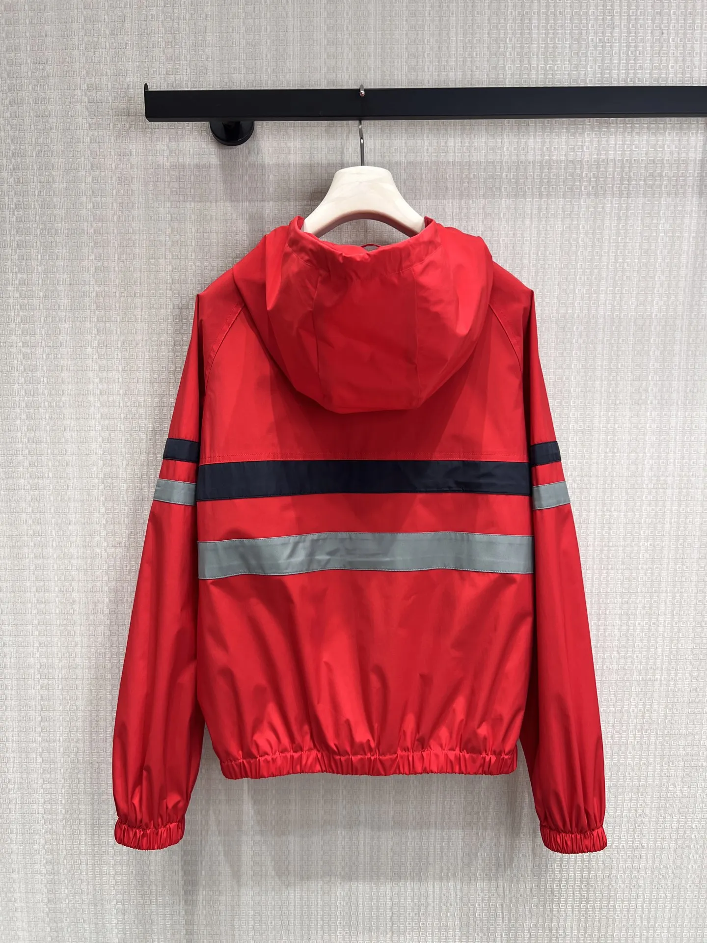 2026 New and Fashionable Embroidered Half-Open Front Color-Blocked Long-Sleeved Jacket, Windbreaker/Windbreaker
