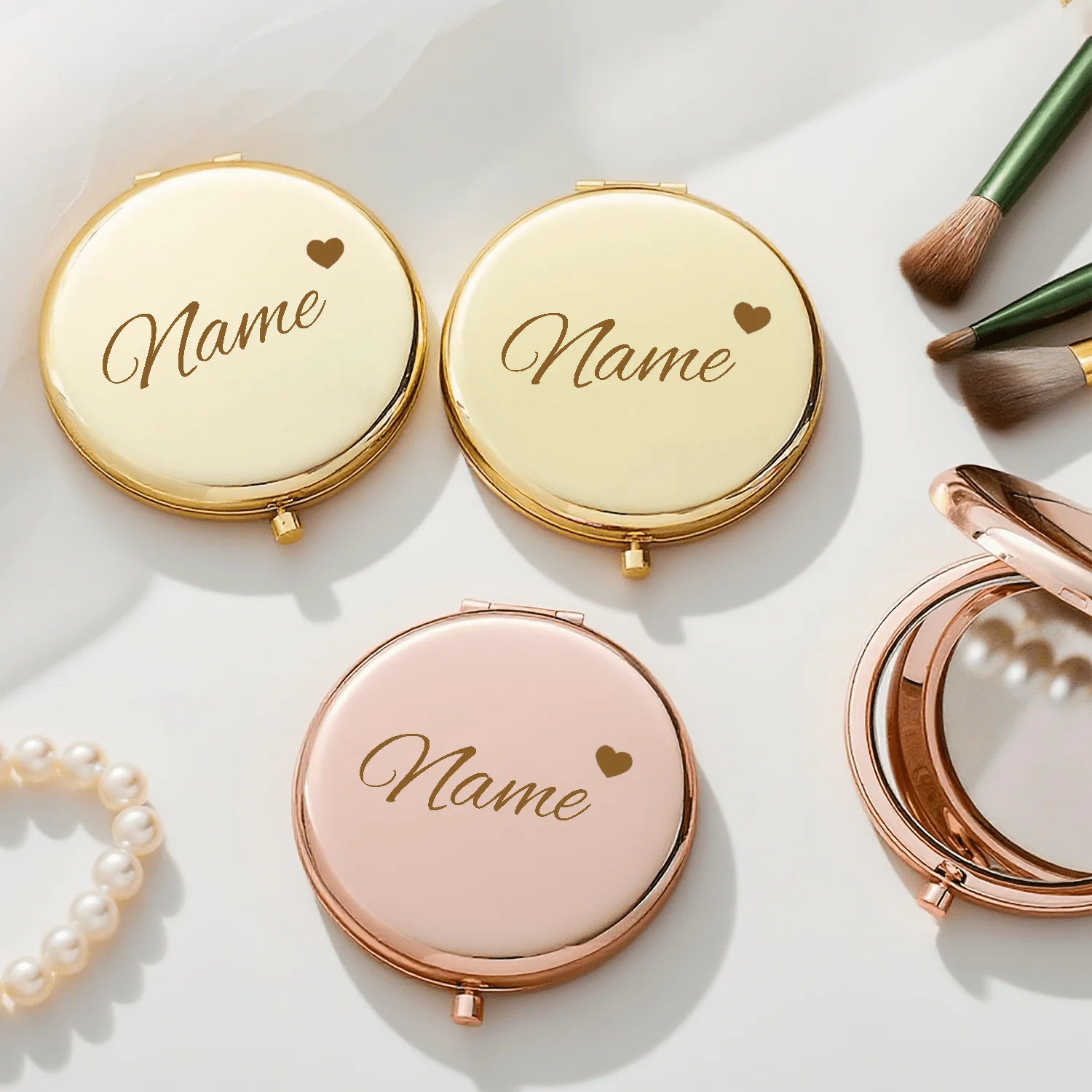 Personalized Heart-Shaped Makeup Mirror, Custom Name & Text, Elegant Bridesmaid Wedding Gift, Perfect Present for Mother’s Day