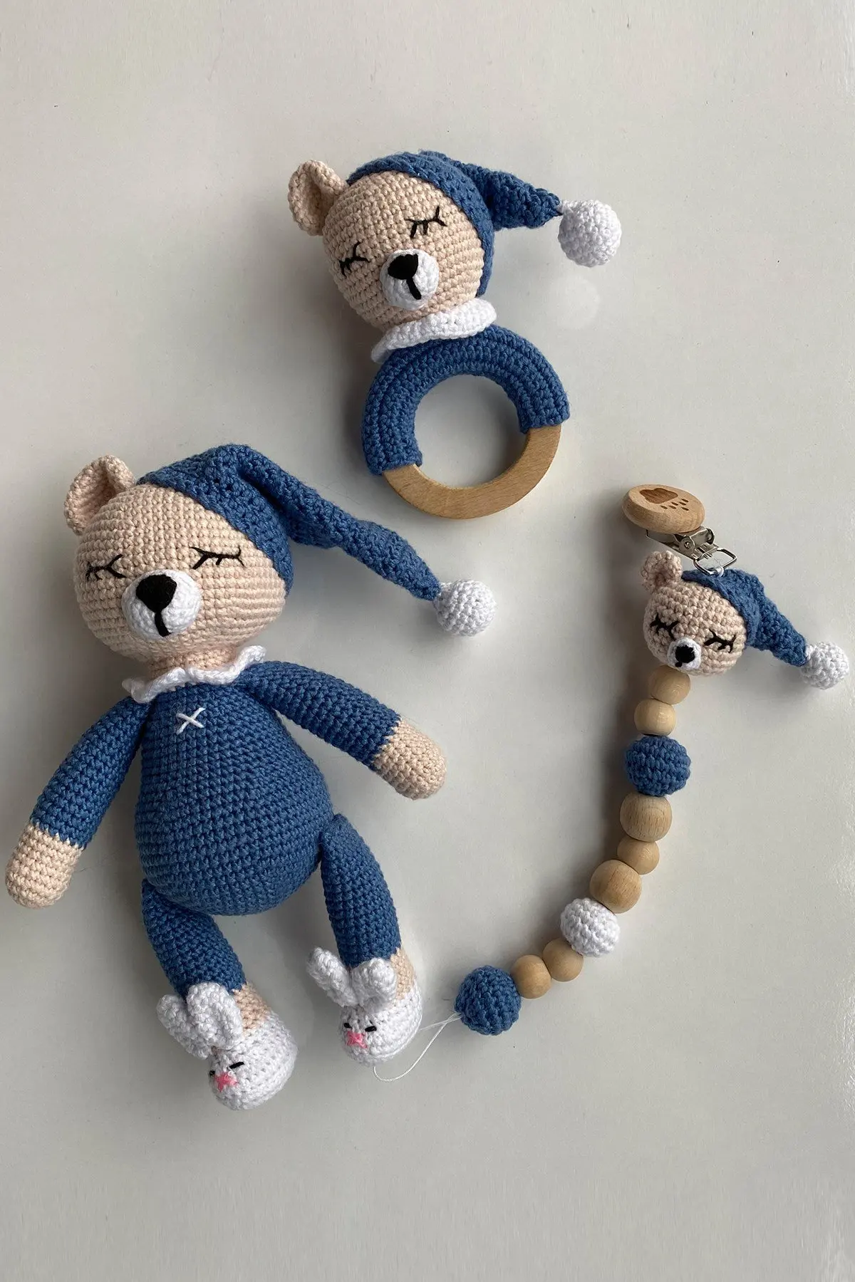 Handmade Amigurumi Sleepy Bear 22 cm Rattle and Pacifier Chain Triple Set