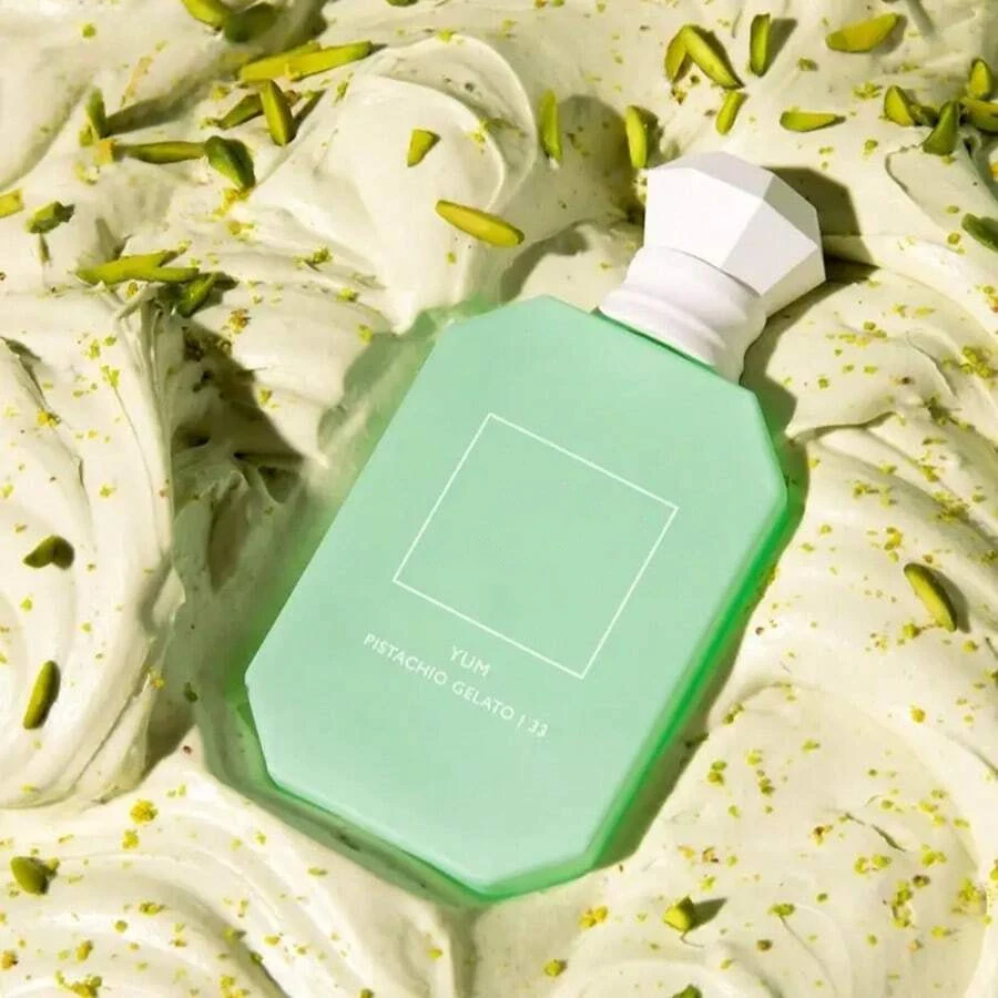 KAYALI Yum Pistachio Gelato 33 Eau de Parfum Intense para Mujer y Hombre 100ml, Aroma Dulce y Gourmand de Larga Duración con Pistacho, Avellana y Crema Batida, Perfecto para Uso Diario en la Oficina o Casual