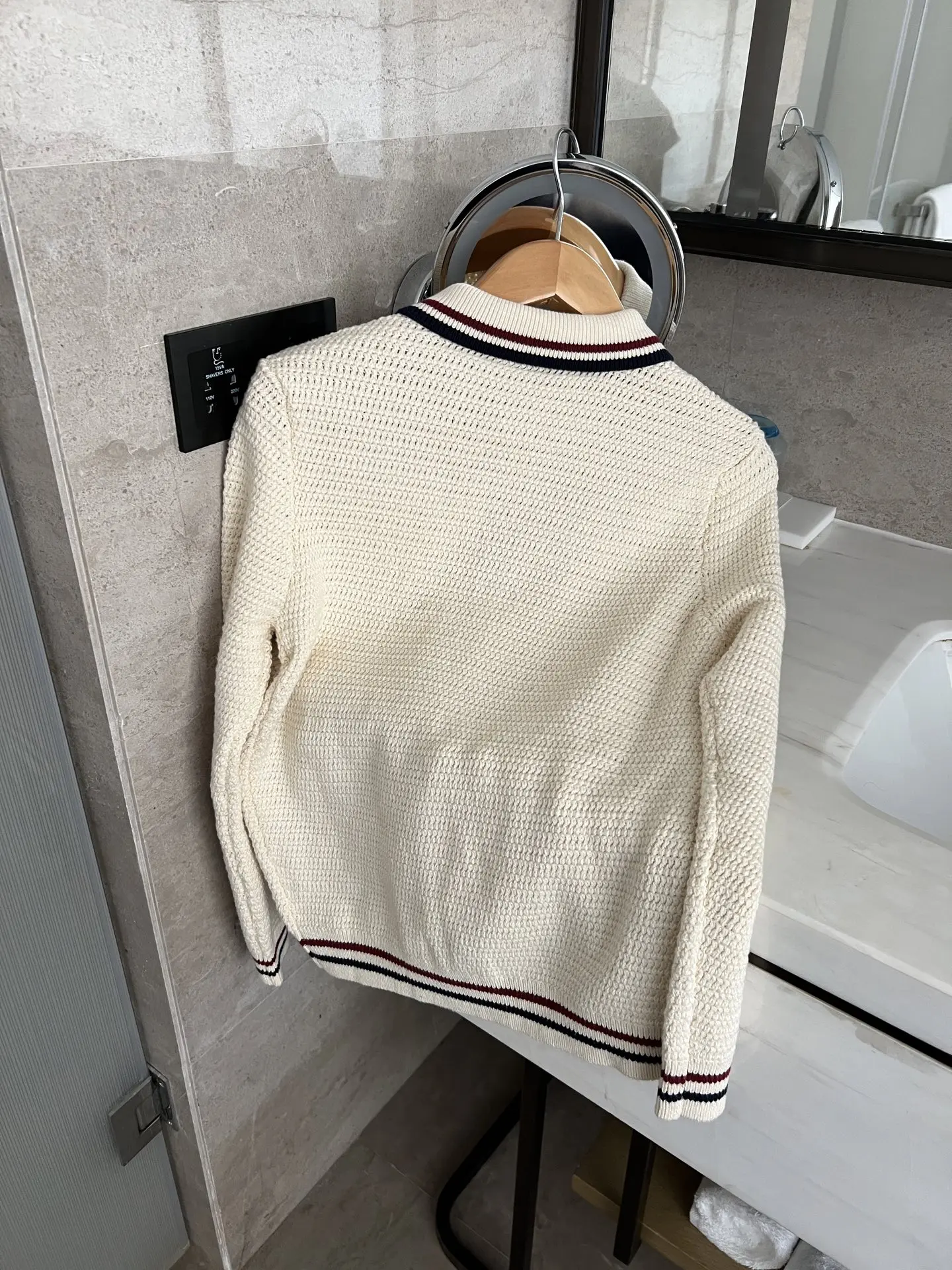 

2025 Early Autumn new Embroidery Crochet Hollow Knitting Zipper Cardigan Zipper Jacket 5