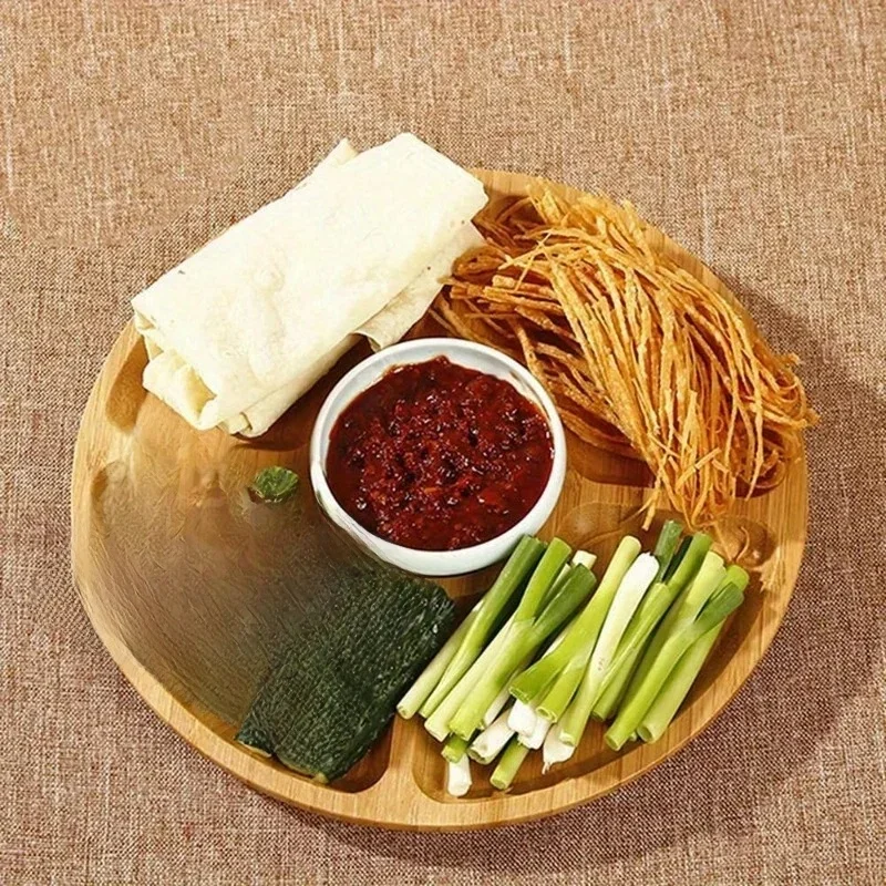 Plateaux de service divisés en bois, plateau de fruits en bambou avec 5 compartiments, plateau de service rond pour plats de fête, collations, fruits secs
