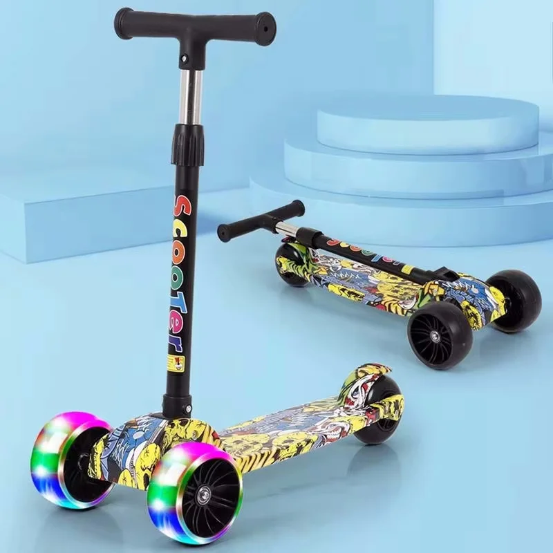 Colorful Graffiti Flash Scooter Baby Walker Non-briefs pack Wheel Scooter Outdoor Activities For children's Holiday slap