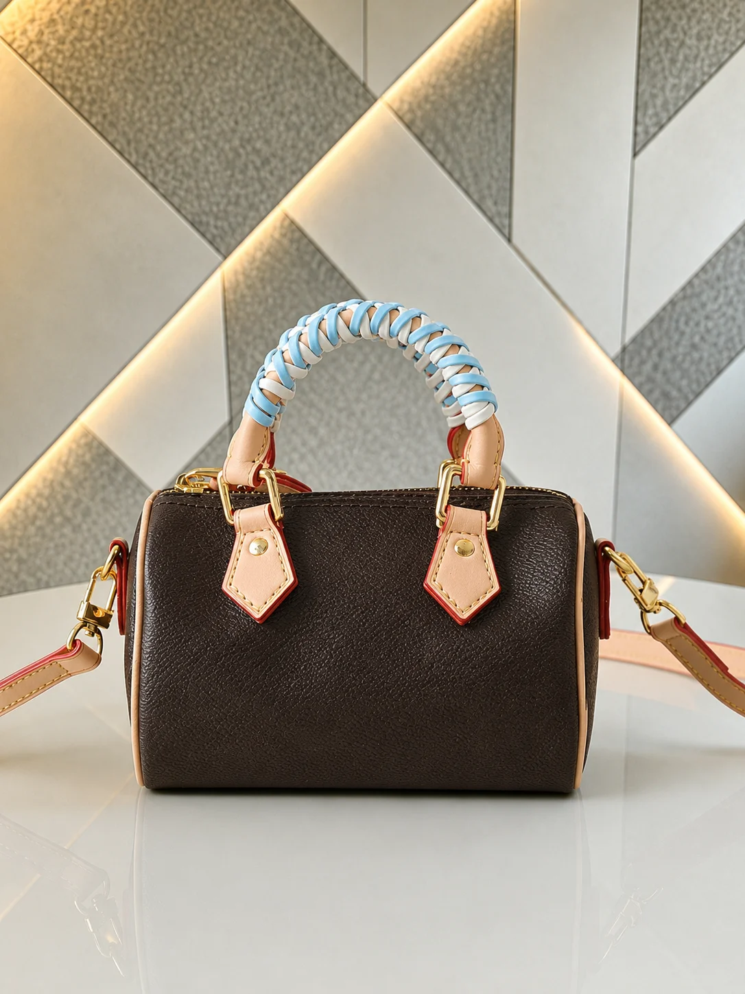

2026 Women Mini Top Handle Crossbody Bag Fashion Shoulder Purse with Detachable Strap Size 16×10×7.5cm No Box