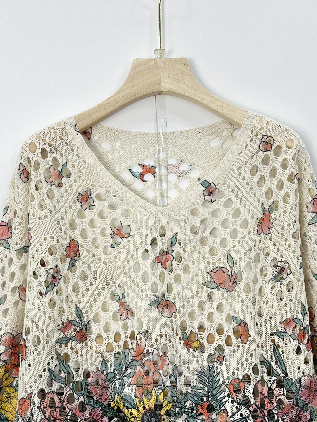 Women's Floral Print Hollow Out Knit Sweater, Casual V Neck Half Sleeve Loose Fit Pullover Top for Summer Vacation Streetwear view 4