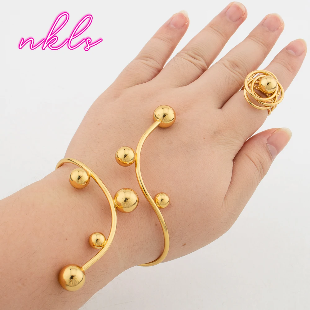 Fashion Women Jewelry Set Dubai Gold Plated Jewelry Italian Design Style Necklace Bangle Festive Earrings Ring Accessories Gift