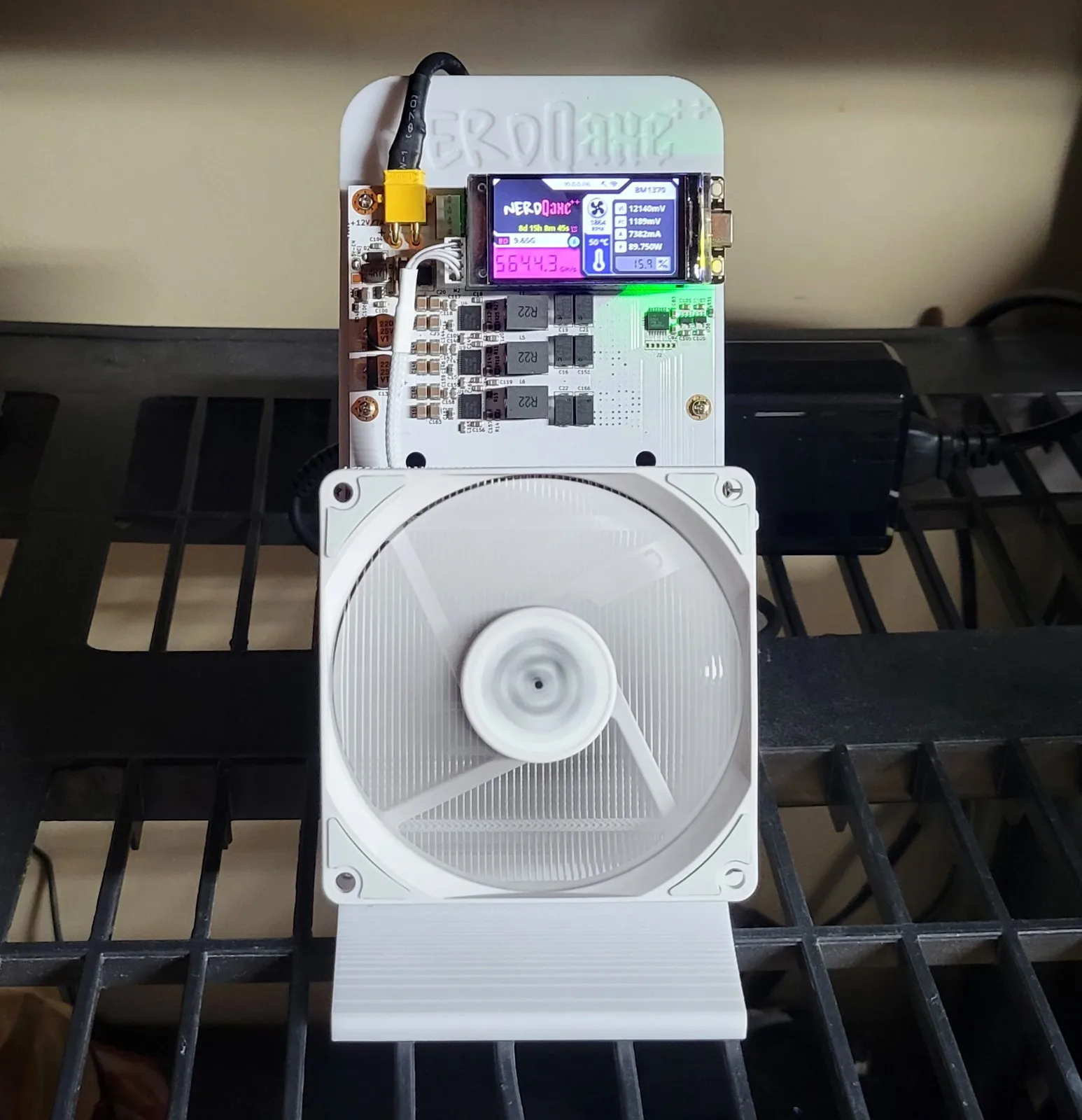 

LA BUY 2 GET 1 FREE NerdQaxe ++ Bitcoin ASIC Miner - 5.5TH/s - BM1370 - White Out Edition - BTC/BCH