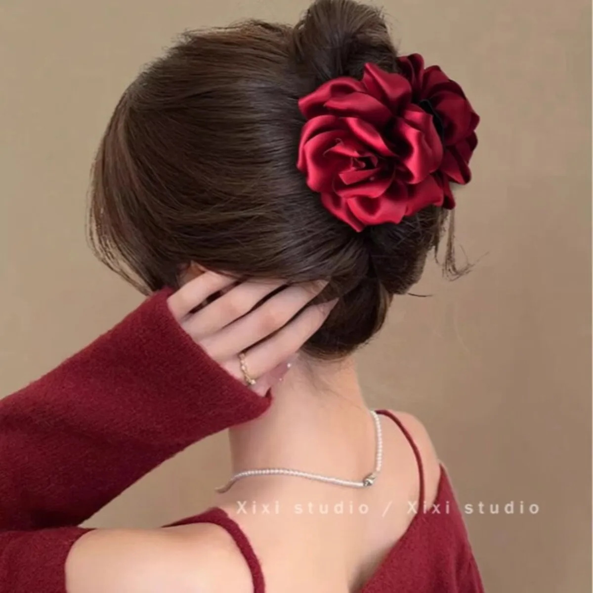 French Luxury Red Rose Shark Clip 3D Flower Hair Claw with Anti-Slip Design Hair Claw for Thick/Thin Hair