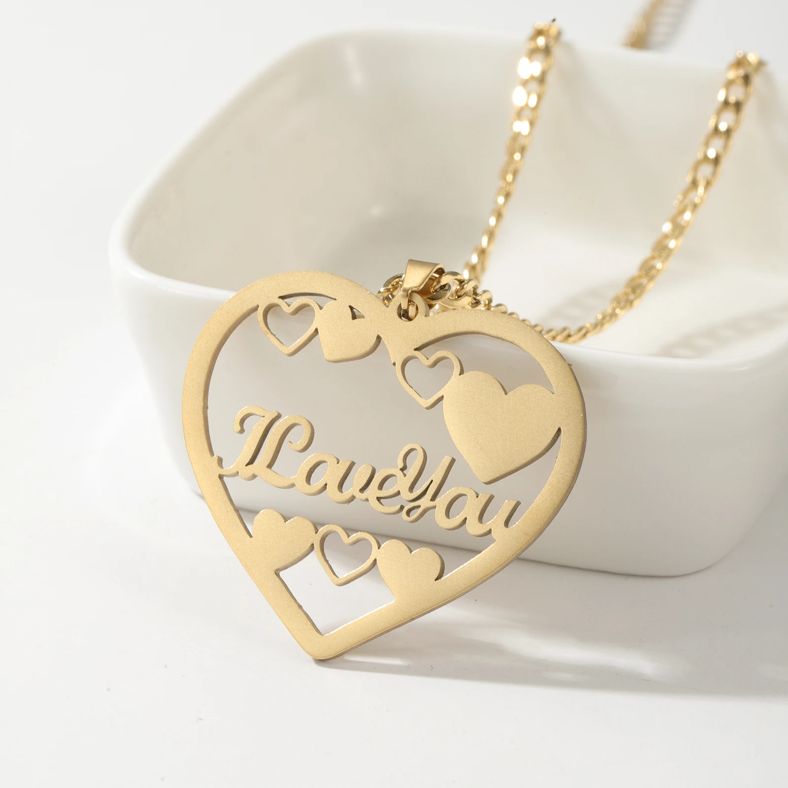 Personalized Hollow Out Heart Name Necklace Stainless Steel Custom Name Ladies Pendant Best Jewelry Holiday Gift For Women