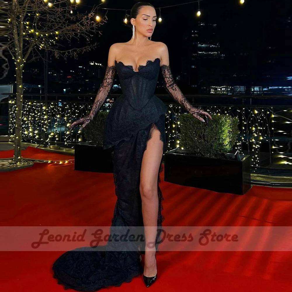 Black 2022 Evening Dresses Floor Length Strapless Memriad Prom Dresses Celebrity Gowns High Side Split Appliques Robes De Soirée