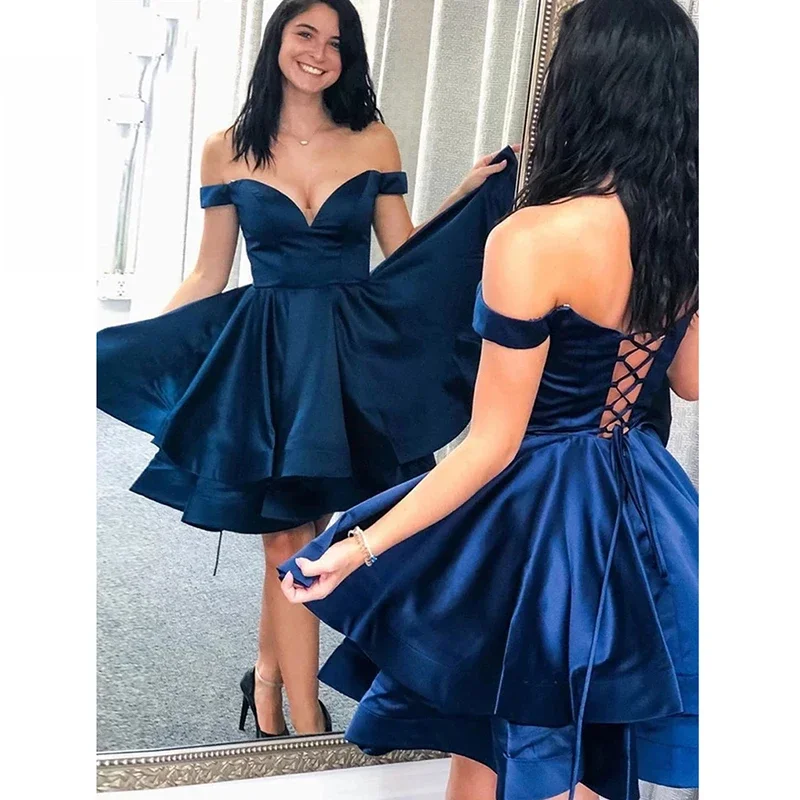 Dostosowane piękne Off the Shoulder V Neck granatowe satynowe krótkie sukienki na powrót do domu suknia balowa sukienka na studniówkę suknie na przyjęcie z okazji ukończenia szkoły — zdjęcie 2