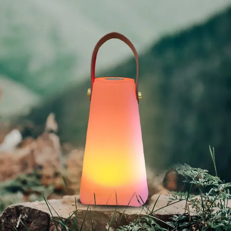 Lanterne LED portable RGB illuminée, étanche, pour l'extérieur, avec télécommande, lumière d'ambiance, lampe de camping, veilleuse avec poignée
