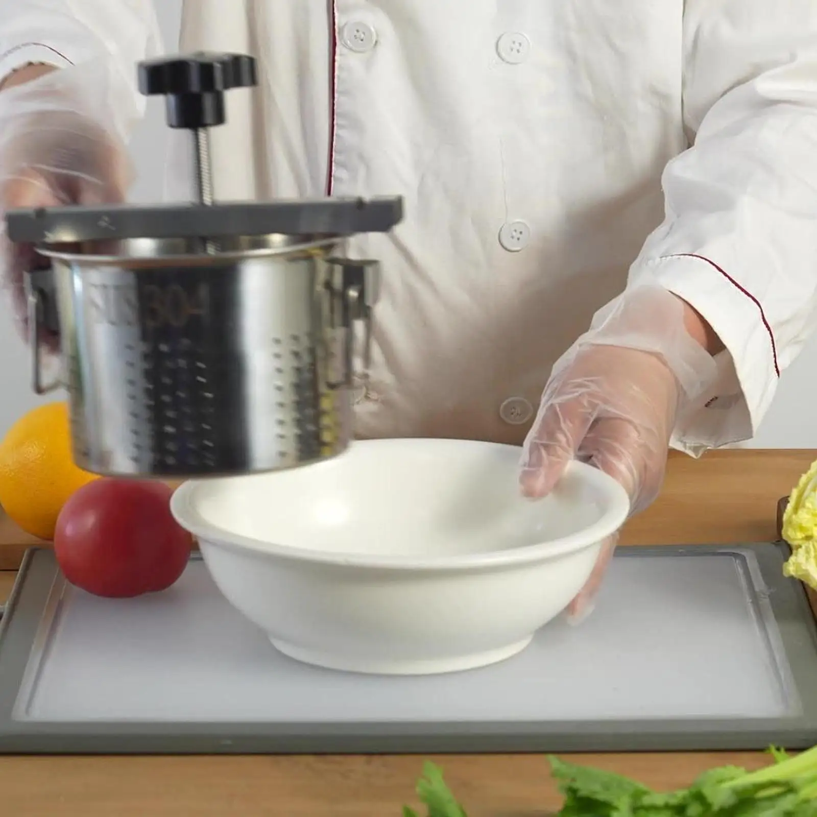Thumbnail 3 - #76 Most Reviewed Juicers