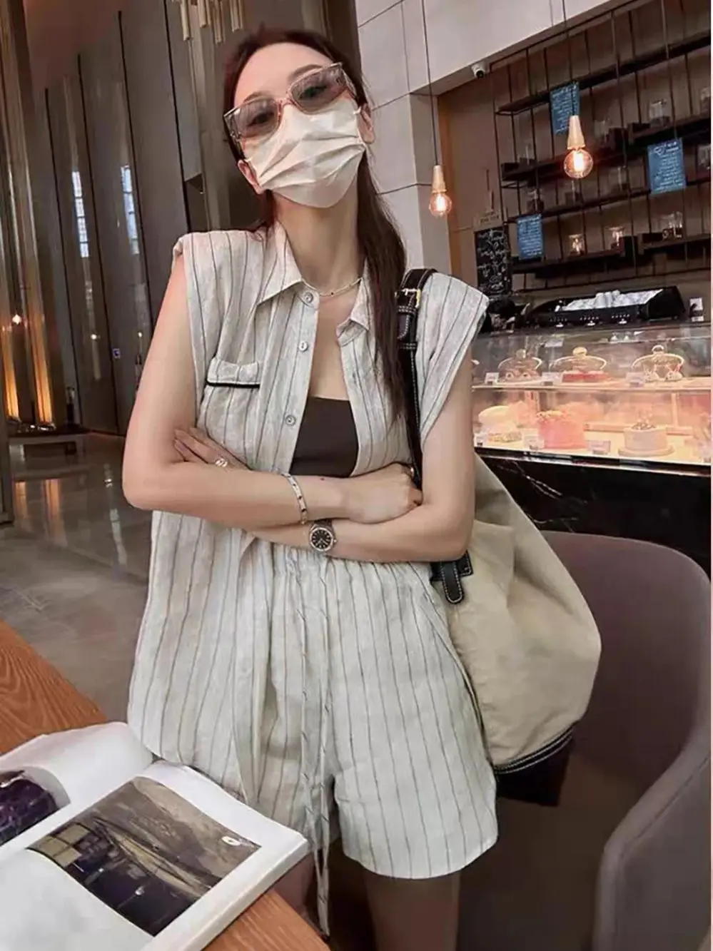 

Women's fashionable summer pure linen short suit
