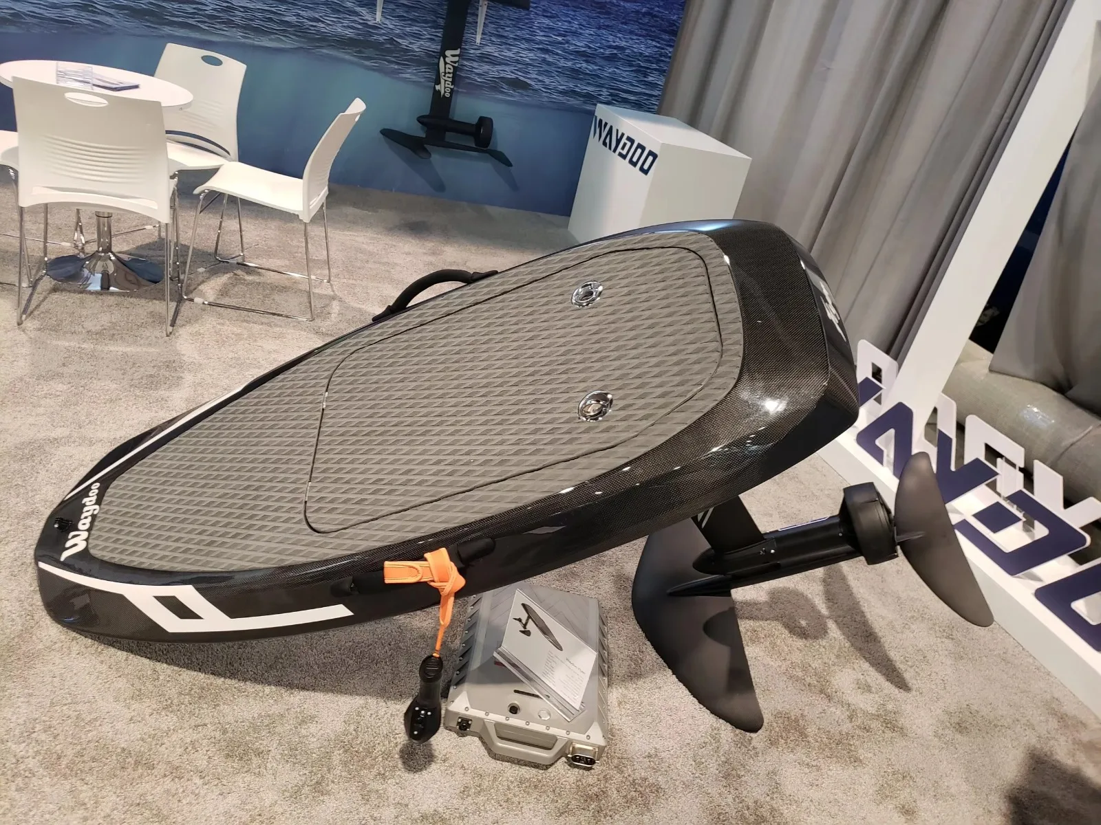 

Новое предложение, электронная фольга Waydoo Flyer ONE, электрическая гидрофольга для серфинга