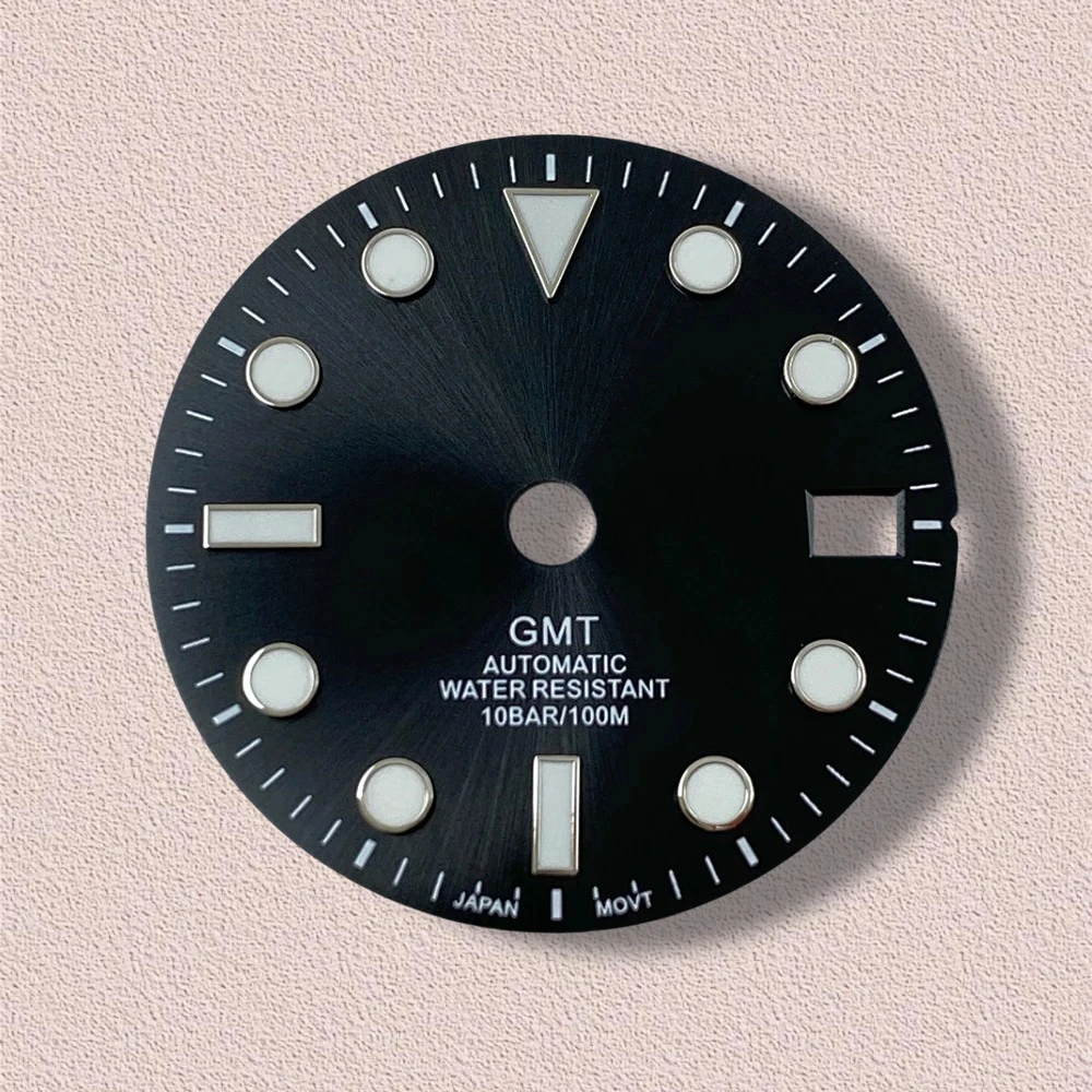 Quadrante Sunburst con logo GMT S da 28,5 mm, adatto al movimento NH34, quadrante verde luminoso di alta qualità, accessori per la modifica dell'orologio, ore 3/3,8/4