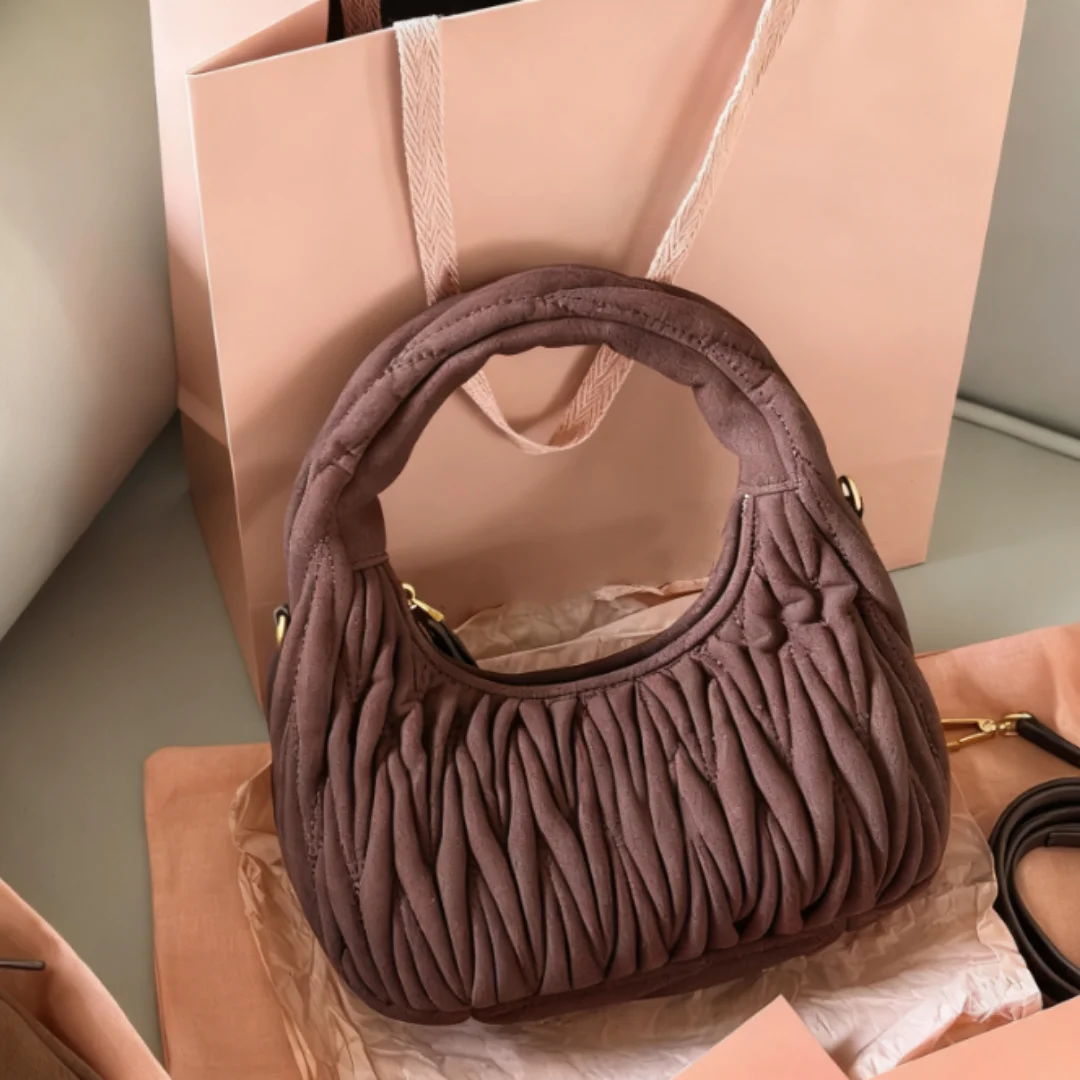 

25 New Women's Fashion Handheld Solid Color Bags