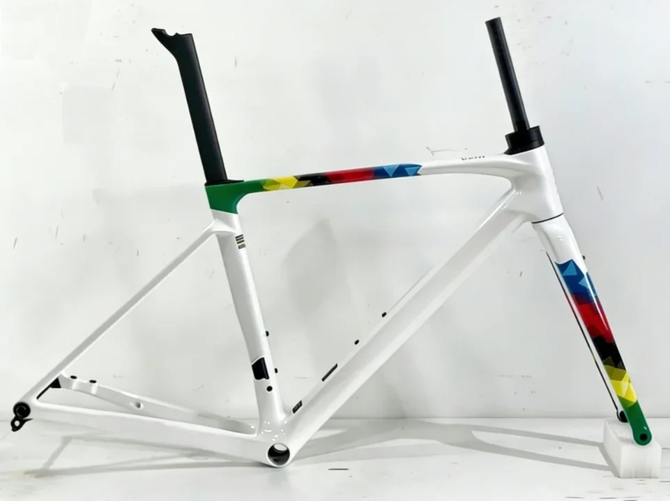 

V5Rs carbon road frame racing frameset T1100 carbon frame with CC01 handlebar, BSA Bottotm Bracket SL8 Y1RS