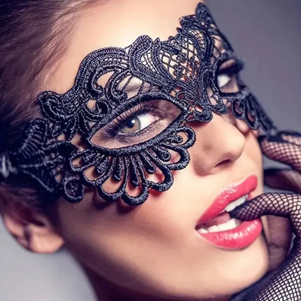 Masque pour les yeux en dentelle noire pour femme, demi-visage, accessoires de maquillage, fête d'Halloween, 1PC