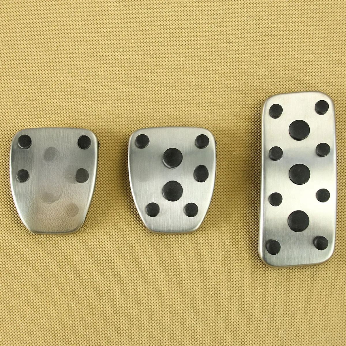 Anti-Slip Clutch Brake Gas Throttle Pedal Cover For 2008-2018 Subaru Forester XV Impreza Outback Legacy Manual Transmission