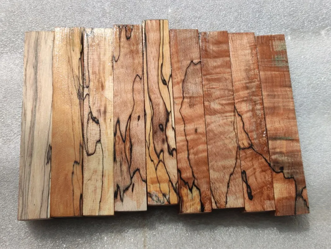 قلم خشب القيقب المستقر مقاس 20 × 20 × 120 مم (خط) فارغ