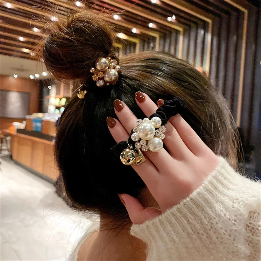 Głowa kwiat perła Rhinester gumka do włosów okrągła kulka pierścień na głowę pomarszczony pierścień jelita kobiety gumka w kucyk moda Scrunchies — zdjęcie 2