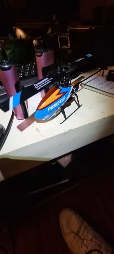 Beginner RTF Automatic Stable RC Helicopter 2.4G 4 Channel Single Propeller Without Aileron E129 C129 Durable Long Flight Time photo review